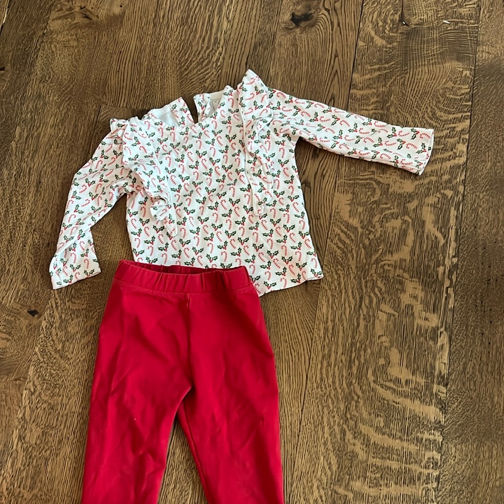 Girls White Holiday Heart Print Ruffle Top and Red Leggings Set